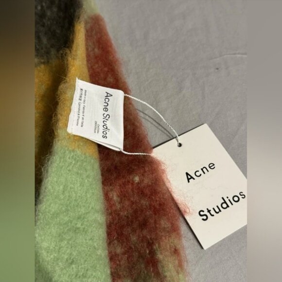 Acne Studios Scarf - Picture 3 of 4